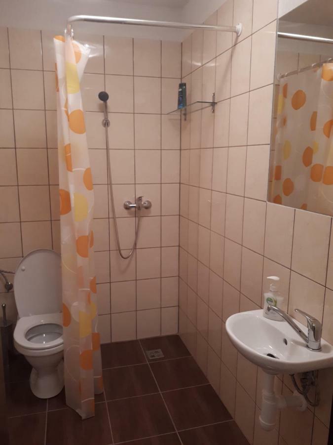 Ubytovanie - Sukromie V Meste Bratislava Esterno foto